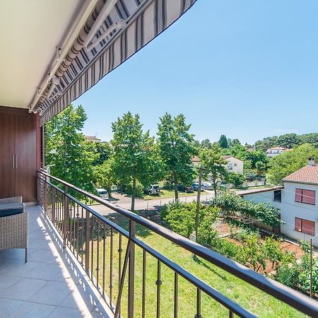 Apartment Lili Porec Exterior photo