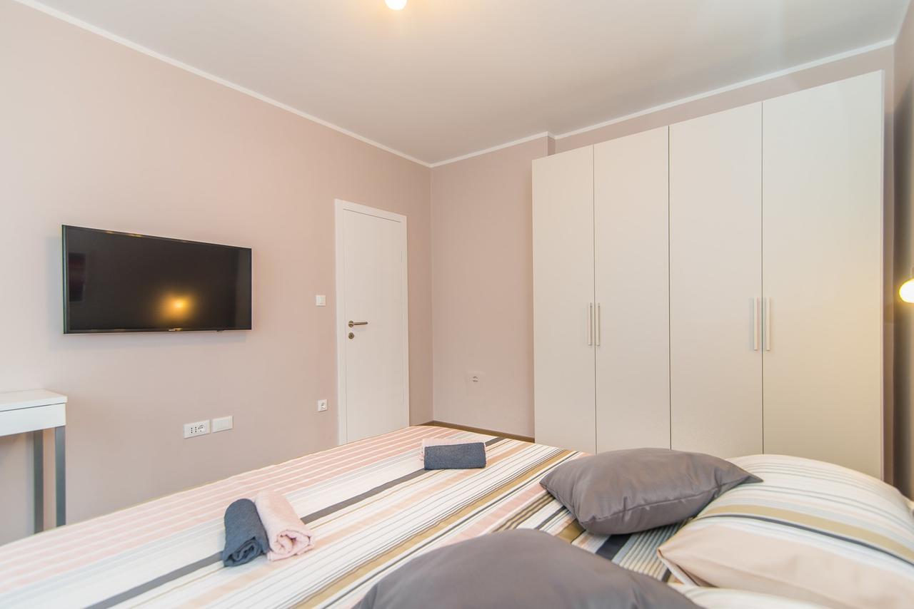 Apartment Lili Porec Exterior photo